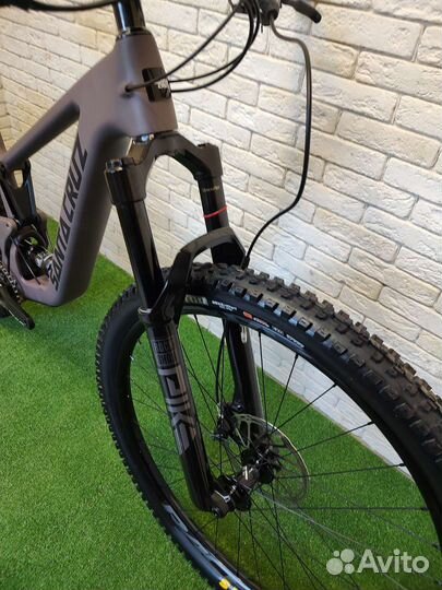 Santa Cruz Tallboy R Carbon C Bike 2023