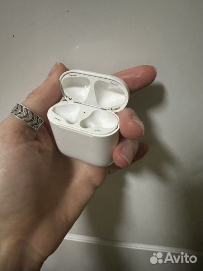 Кейс AirPods (1-го и 2го поколения)