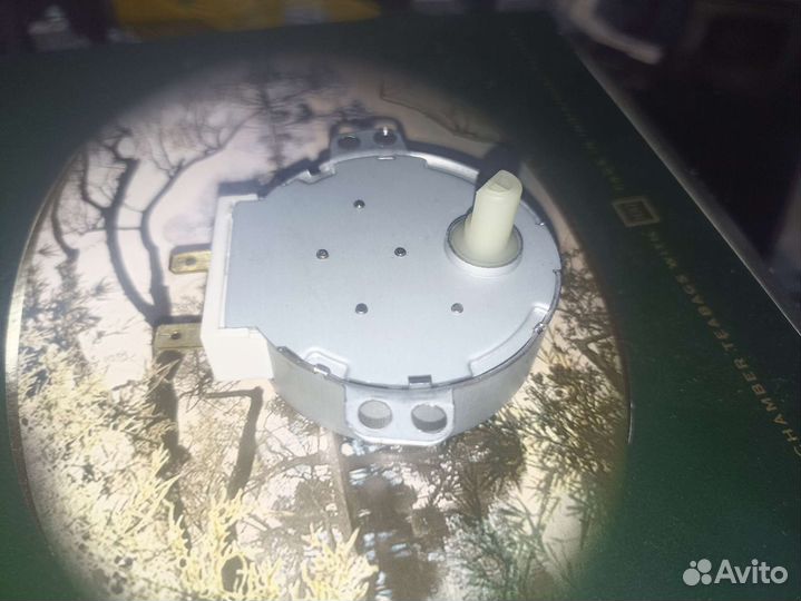 Мотор вращения тарелки микроволновки