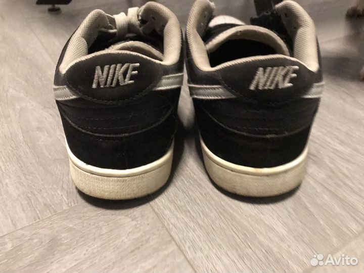 Кроссовки мужские nike 44 размер бу