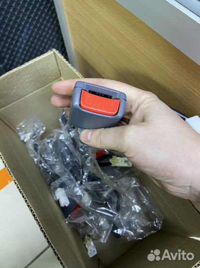 Защелка ремня безопасности Hyundai accent