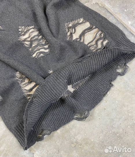 Свитер рваный balenciaga opium type