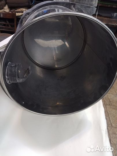 Контейнер в сборе на пылесос макита vc3011 L бу