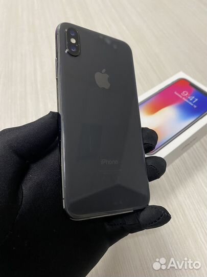 iPhone X, 64 ГБ