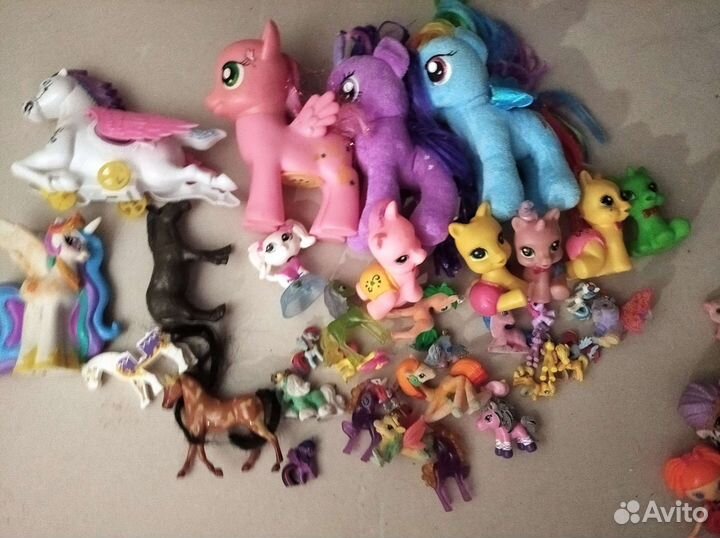 Куклы Барби, пупсы, мебель посуда, Лошадки