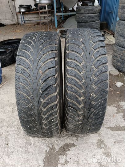 2 шт Goodyear ultra grip extreme 215/65 r16