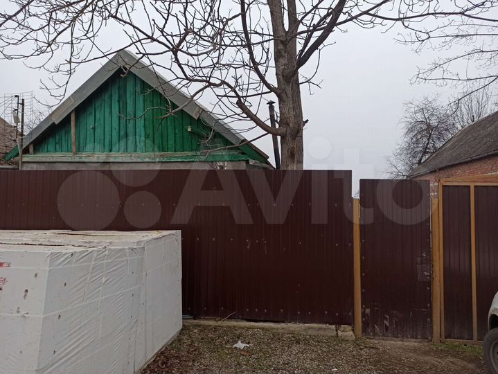 Дом 20 м² на участке 9 сот.