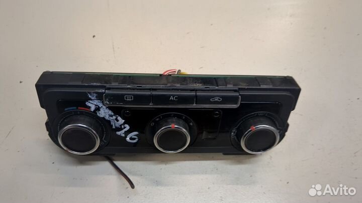 Переключатель отопителя Volkswagen Jetta 6, 2011