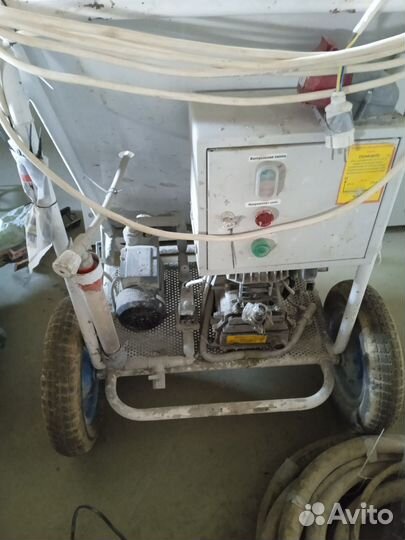 Продается штукатурная станция Grand-3