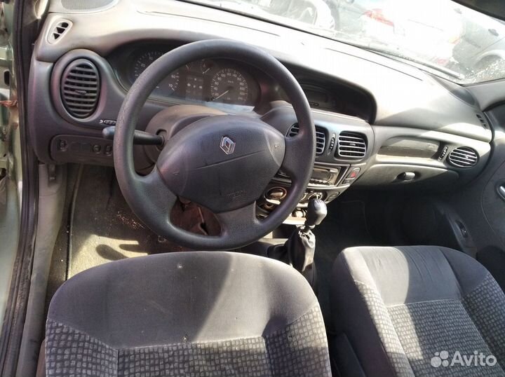 Дверь передняя левая Рено Меган 1 2003год