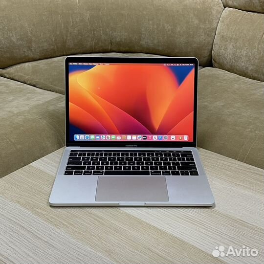 MacBook Pro 13 2018 i5/16/256