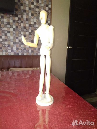 Манекен для рисования. Все детали подвижны