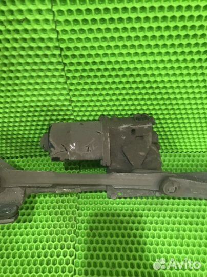Трапеция стеклоочистителя с моторчиком Citroen c4