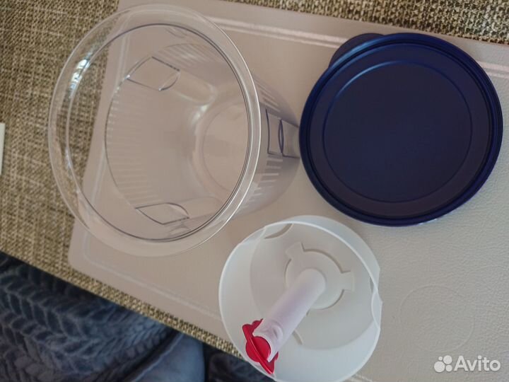 Деликатесница Tupperware