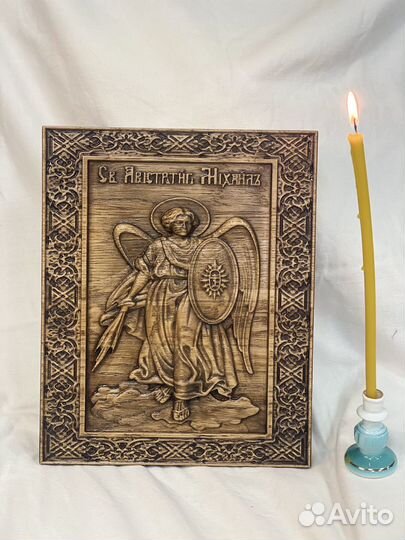 Резные иконы из дерева