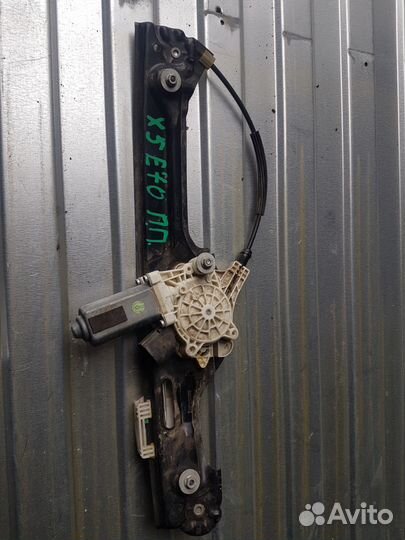 Бмв 5 е70 стеклоподьемник пер лев задний L R