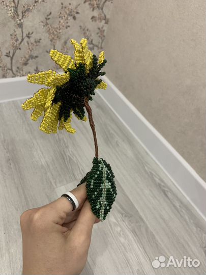 Цветы из бисера