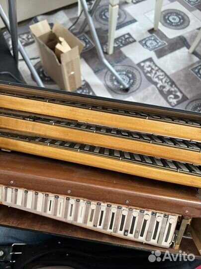 Баян цельнопланочный типа Юпитер готово-выборный