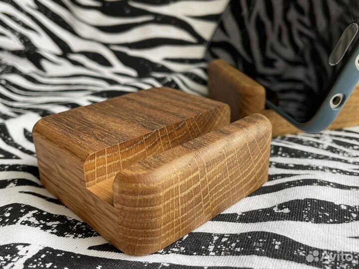 Подставка для телефона (натуральное дерево)