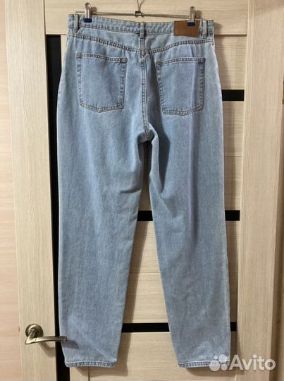 Джинсы