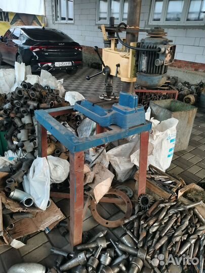 Сверлильный станок 2а112