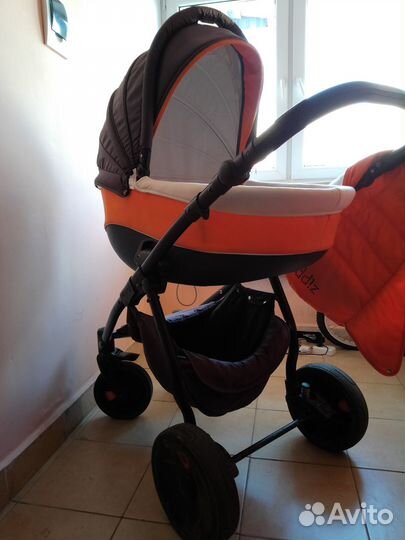 Продам детскую коляску
