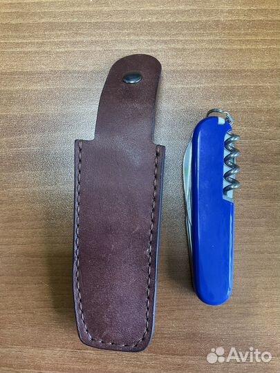 Кожаный чехол Victorinox Spartan