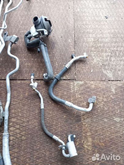 Трубка кондиционера BMW 7 F01 F02 F04