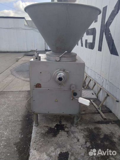 Вакуумный шприц компо-опти 2000 (с ворошителем)