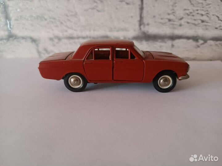 Коллекционная модель. Волга газ 24 А14