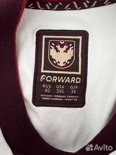 Спортивнпч новая кофта Forward