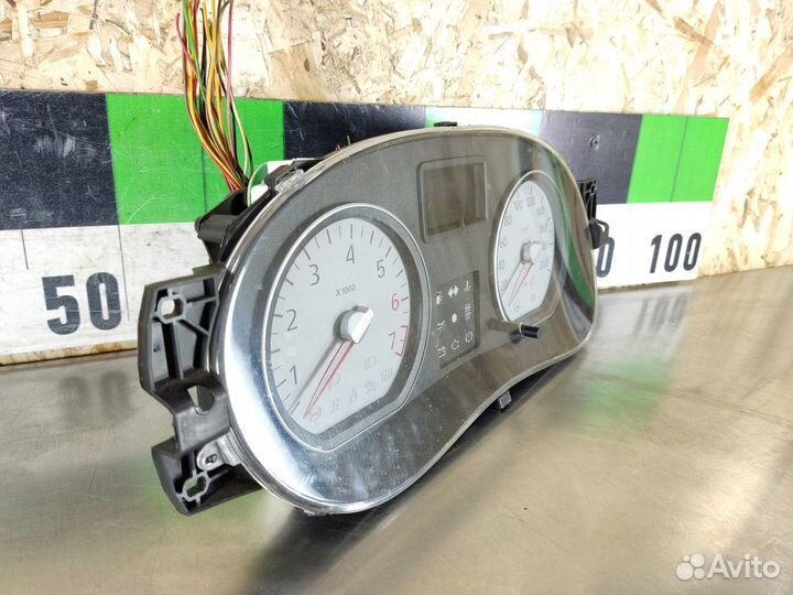 Панель приборов Renault Logan 2005 2014