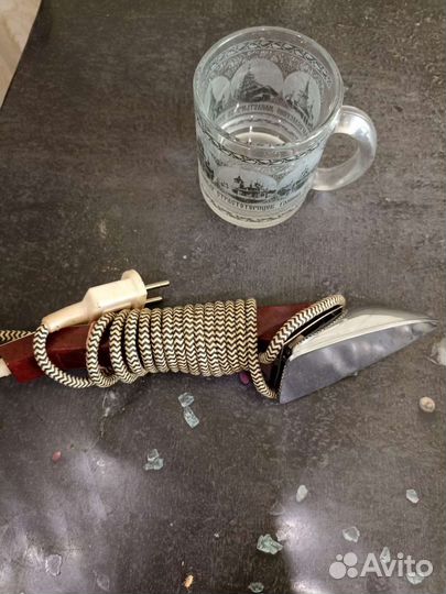 Утюг дорожный