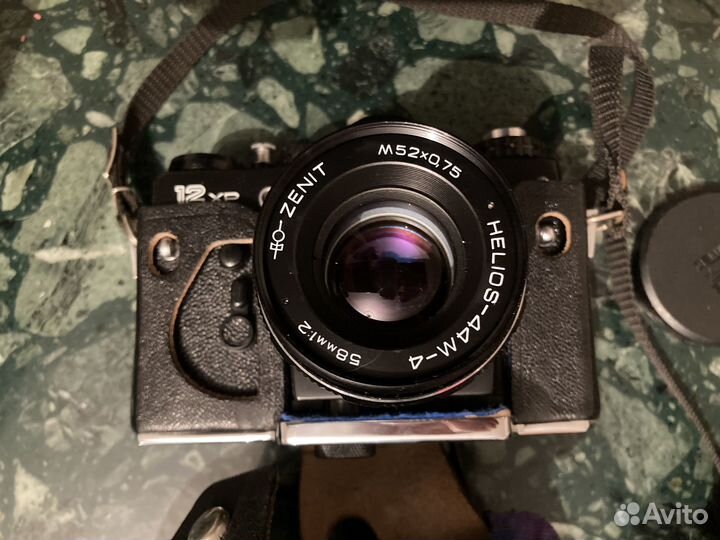 Фотоаппарат пленочный Zenit