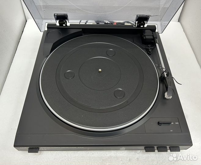 Проигрыватель винила Audio-Technica AT-PL30