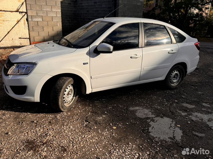 LADA Granta 1.6 МТ, 2015, 120 000 км