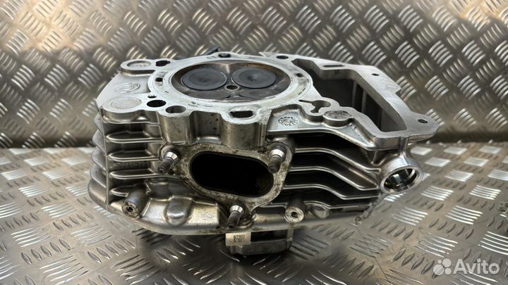 Головка блока цилиндров серебристая П R1250 BMW