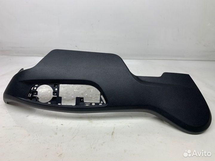 Накладка сиденья передняя правая Volkswagen