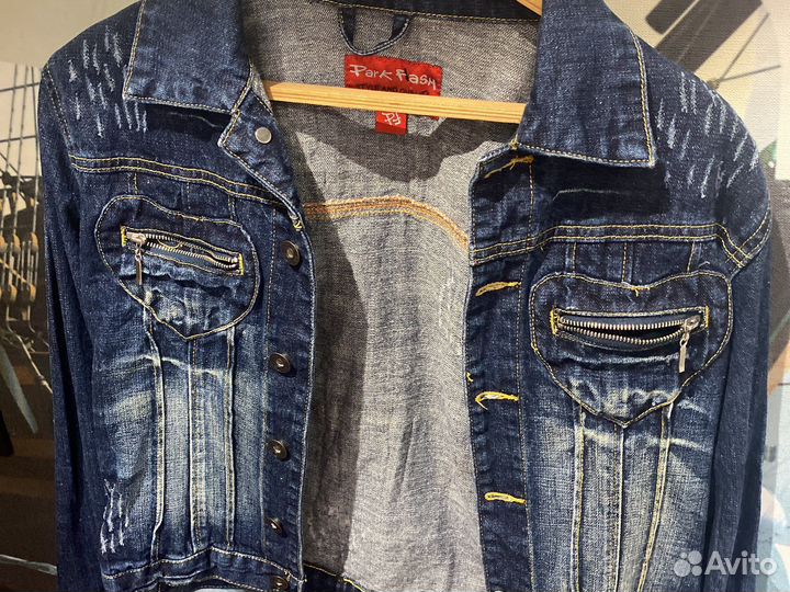 Джинсовая куртка женская