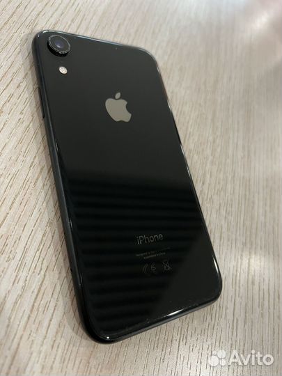 iPhone Xr, 64 ГБ