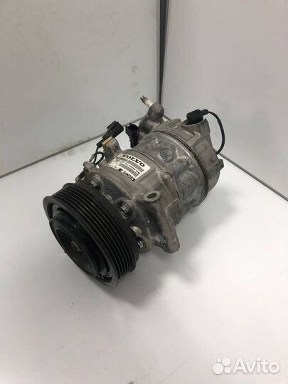 Компрессор кондиционера Volvo 31469966