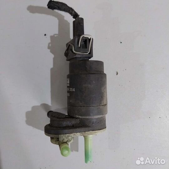 Насос омывателя лобового стекла Opel Vectra C