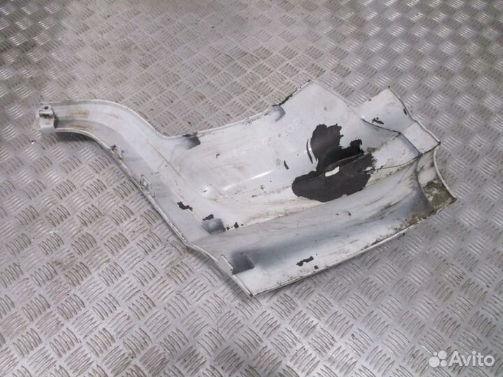 Панель под фарой левая Mercedes-Benz A9608859408