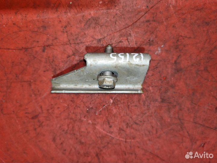 Крепление аккумулятора LADA Largus 1.6 2015