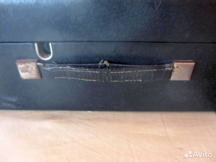 Советский патефон Завод 