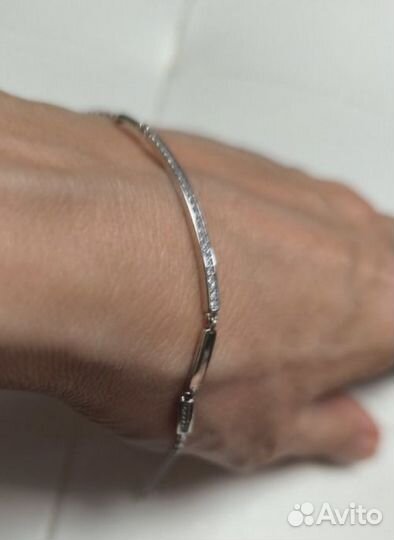 Новый оригинальный серебряный браслет)