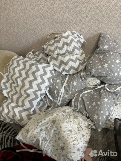 Бортики в детскую кроватку