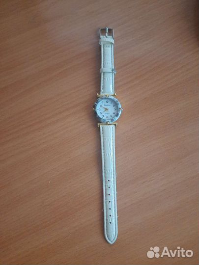 Часы женские