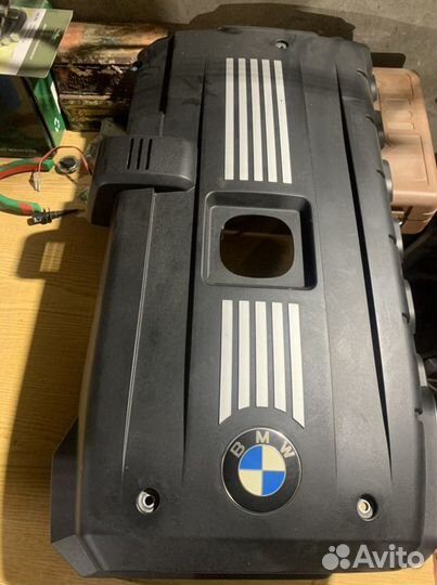 Крышка двигателя Бмв е60 n52 рестайлинг