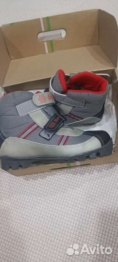 Лыжные ботинки 2 пары